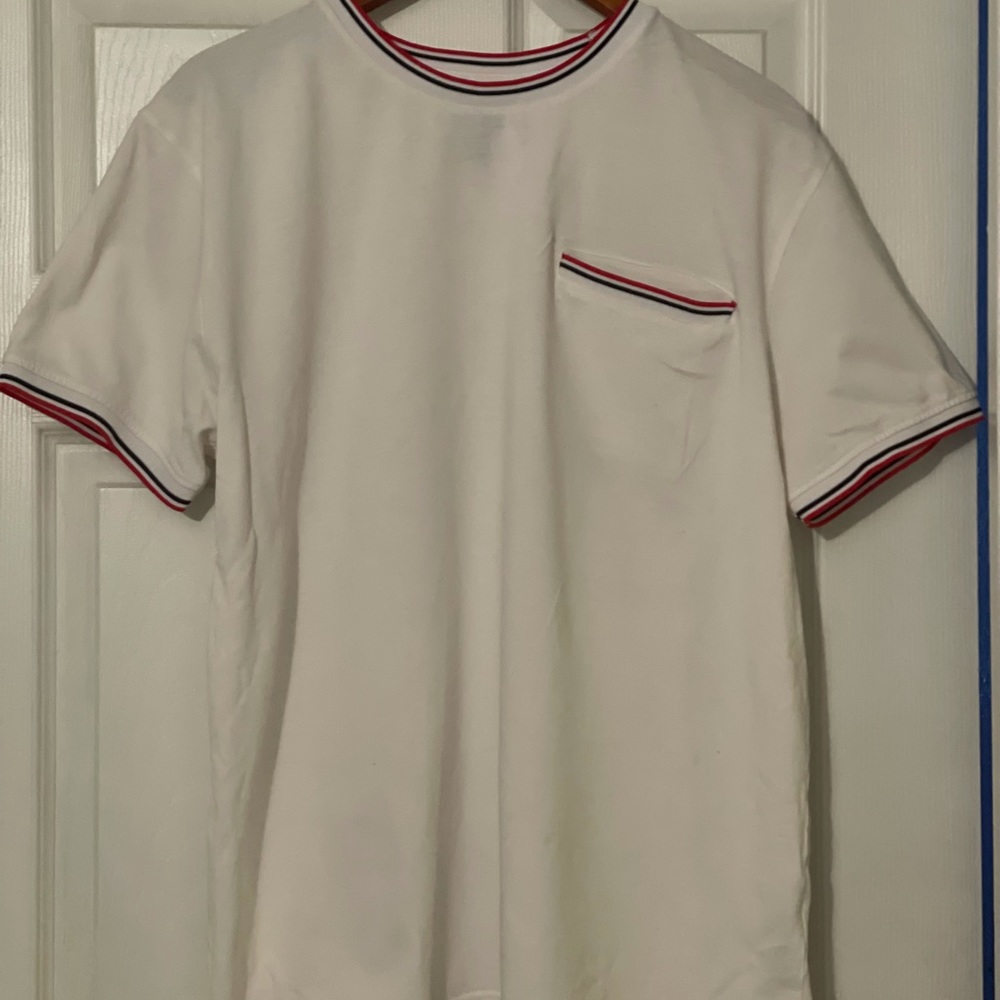 Forever 21 T-Shirt